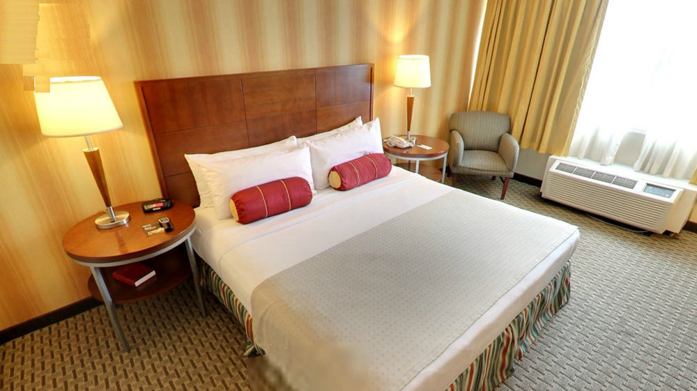 E Hotel Banquet & Conference Center أديسون المظهر الخارجي الصورة