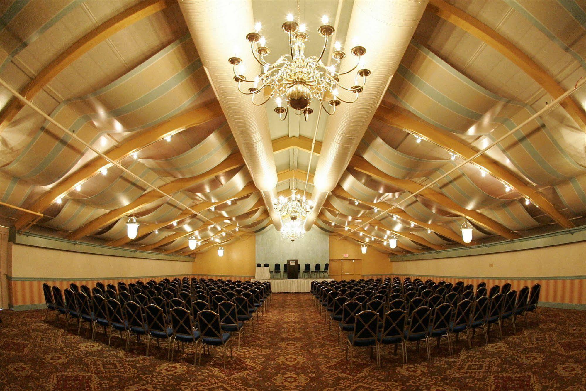 E Hotel Banquet & Conference Center أديسون المظهر الخارجي الصورة